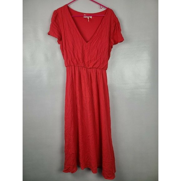 Wayf Dresses & Skirts - Wayf Red Short Sleeve Fit & Flare Midi Dress Sz S